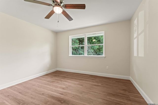 1142 Sharynwood Dr, Baton Rouge, LA 70808