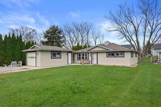 1124 Hamilton Street, Stoughton, WI 53589