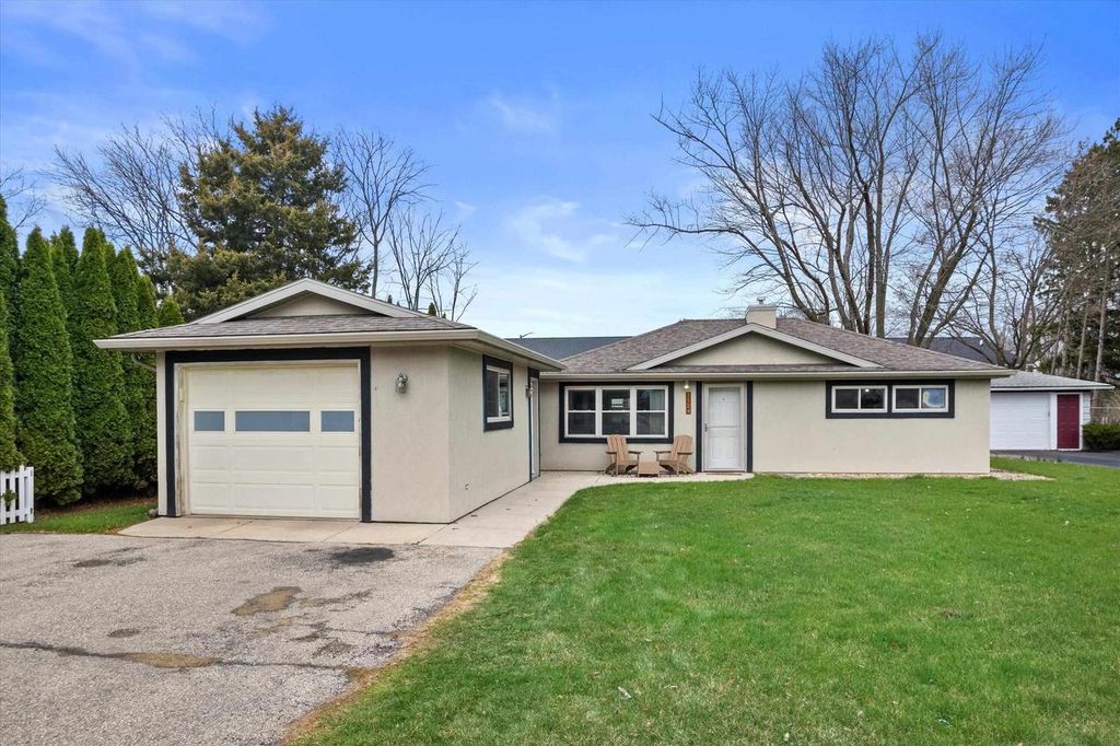 1124 Hamilton Street, Stoughton, WI 53589