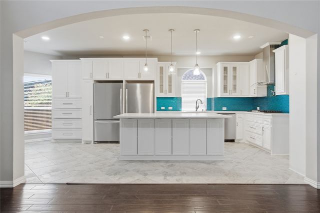 2610 S Anson Road, Glenn Heights, TX 75154