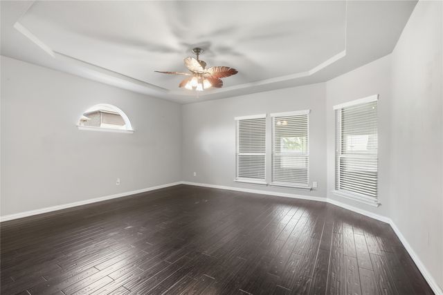 2610 S Anson Road, Glenn Heights, TX 75154