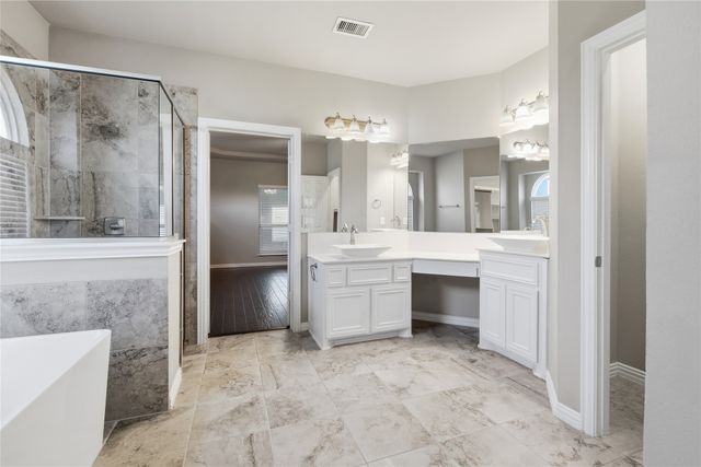 2610 S Anson Road, Glenn Heights, TX 75154