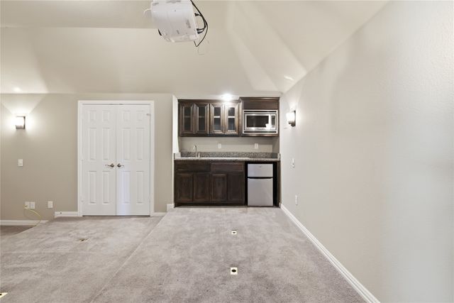 2610 S Anson Road, Glenn Heights, TX 75154