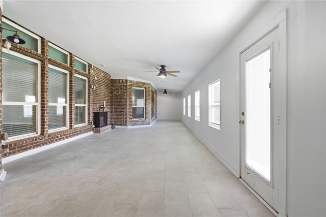 2610 S Anson Road, Glenn Heights, TX 75154