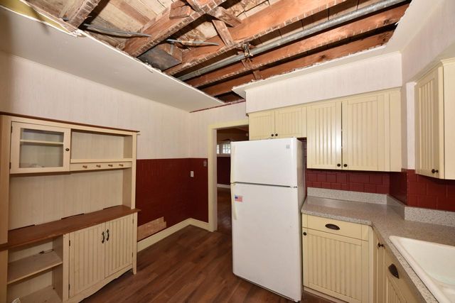 8308 Gridley AVENUE, Wauwatosa, WI 53213