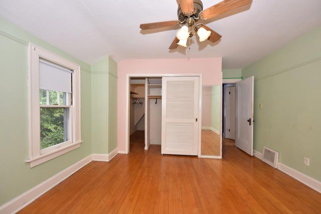 8308 Gridley AVENUE, Wauwatosa, WI 53213