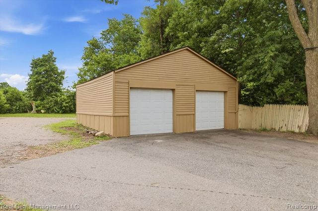 354 N Saginaw Street, Pontiac, MI 48342