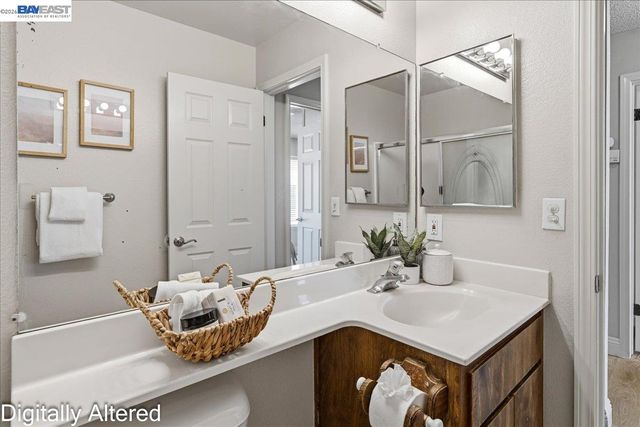 1602 Autumn Oak Dr, Livermore, CA 94551