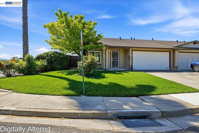 1602 Autumn Oak Dr, Livermore, CA 94551