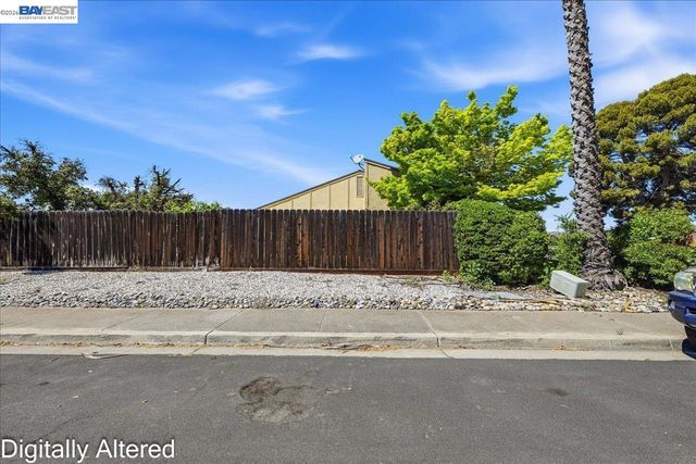 1602 Autumn Oak Dr, Livermore, CA 94551