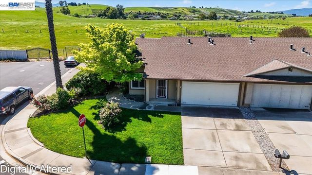 1602 Autumn Oak Dr, Livermore, CA 94551