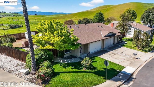 1602 Autumn Oak Dr, Livermore, CA 94551