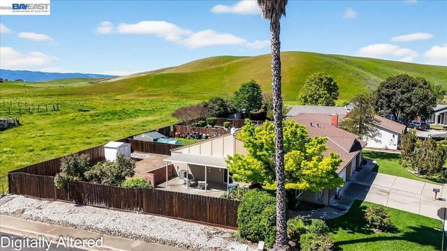 1602 Autumn Oak Dr, Livermore, CA 94551