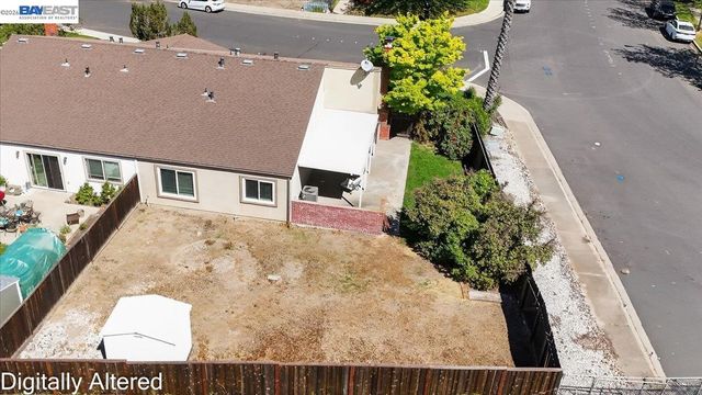 1602 Autumn Oak Dr, Livermore, CA 94551