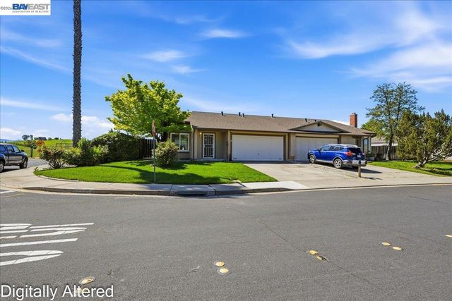 1602 Autumn Oak Dr, Livermore, CA 94551