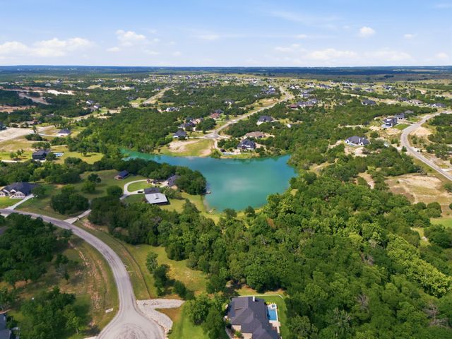 1025 Sky Road, Weatherford, TX 76087