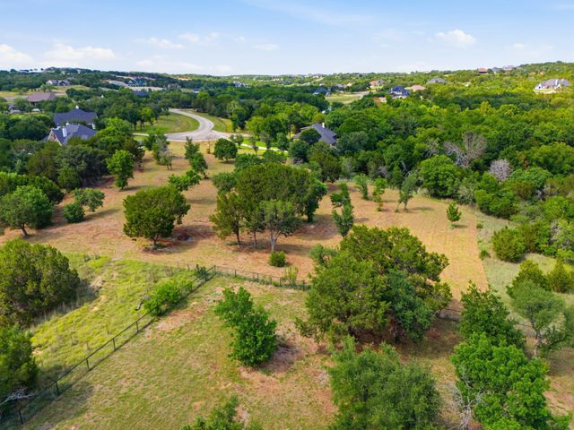 1025 Sky Road, Weatherford, TX 76087