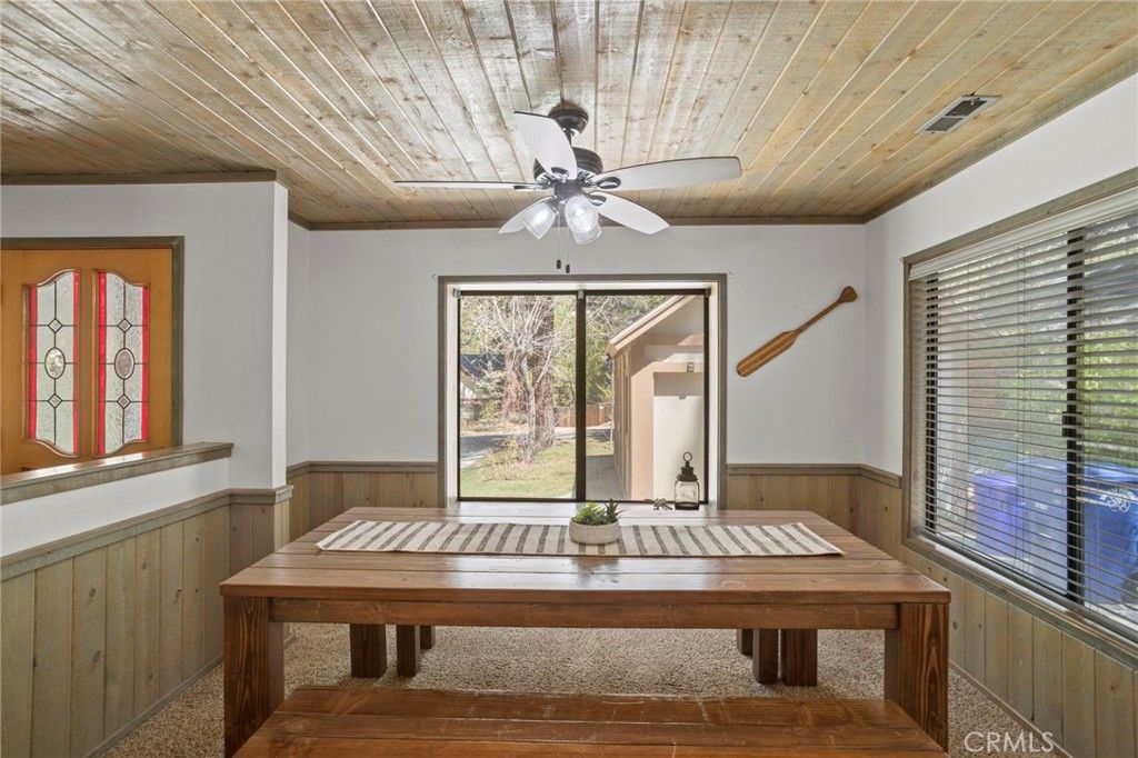 Image 12 of property listing at 39169 Robin, Big Bear Lake, CA 92315