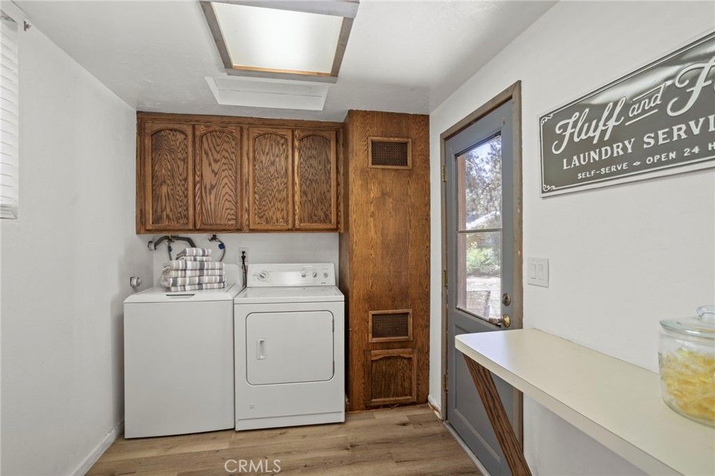 Image 17 of property listing at 39169 Robin, Big Bear Lake, CA 92315