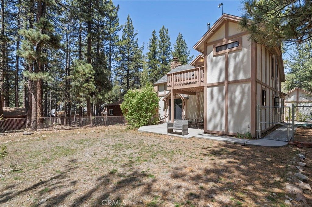 Image 27 of property listing at 39169 Robin, Big Bear Lake, CA 92315