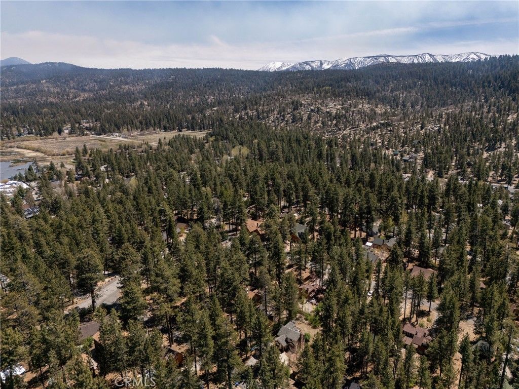 Image 55 of property listing at 39169 Robin, Big Bear Lake, CA 92315