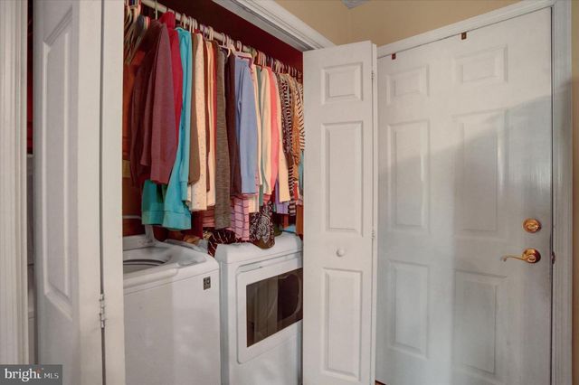 2355 MAJESTIC CT, Chambersburg, PA 17202