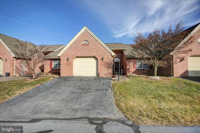2355 MAJESTIC CT, Chambersburg, PA 17202
