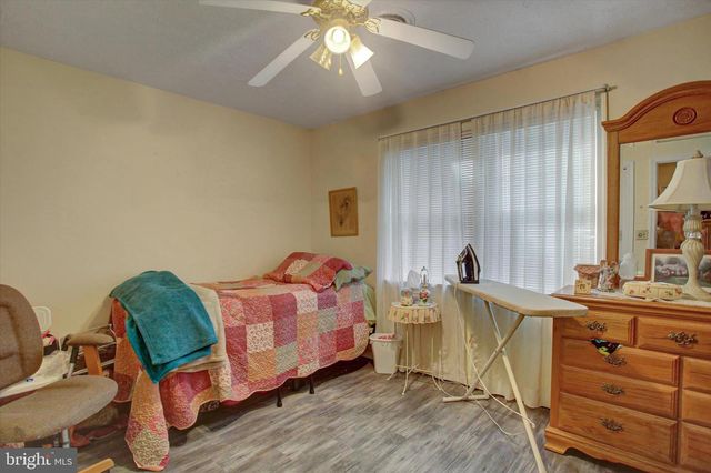 2355 MAJESTIC CT, Chambersburg, PA 17202