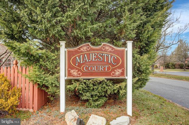 2355 MAJESTIC CT, Chambersburg, PA 17202