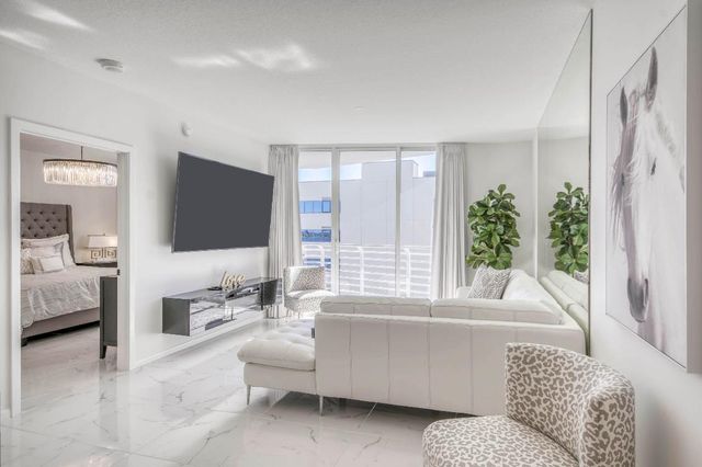 1551 N Flagler Drive 1216, West Palm Beach, FL 33401