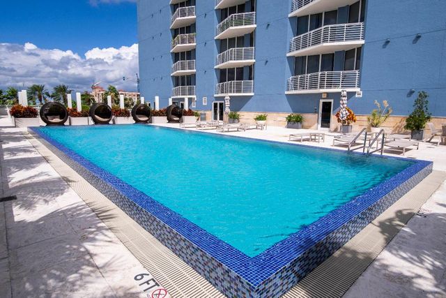 1551 N Flagler Drive 1216, West Palm Beach, FL 33401