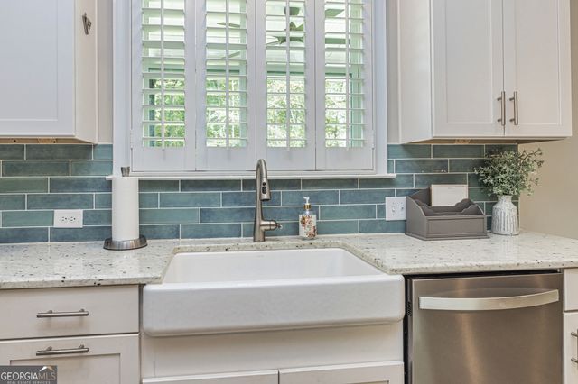 133 Vivian Lane, Peachtree City, GA 30269