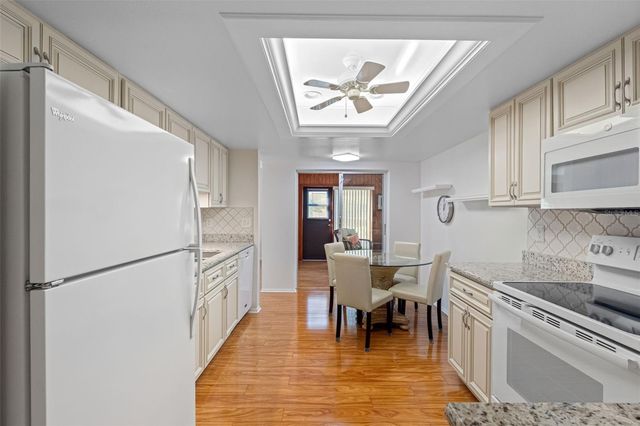 3438 VERONICA COURT 27, Clearwater, FL 33761