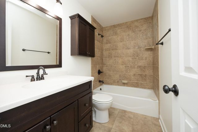 4 Hidcote Circle, Durham, NC 27713