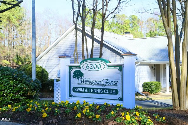 4 Hidcote Circle, Durham, NC 27713