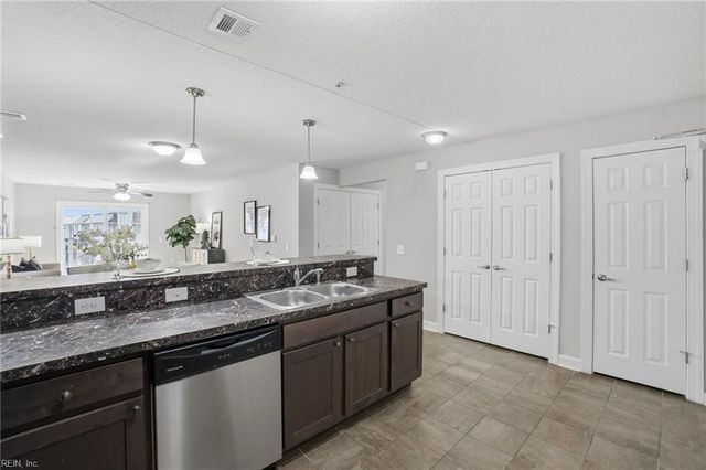 1016 Thoroughgood Way Apt 104, Chesapeake, VA 23324