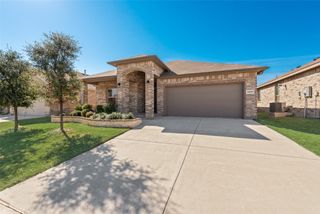 11057 Rockchapel Drive, Fort Worth, TX 76052