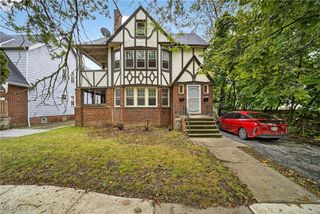 1558 Ivydale Road, Cleveland Heights, OH 44118