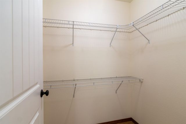 5914 N Vantage Ln, Spokane, WA 99217