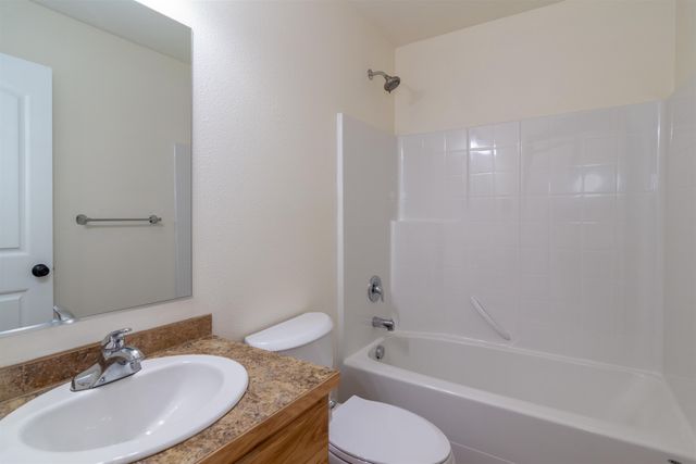 5914 N Vantage Ln, Spokane, WA 99217