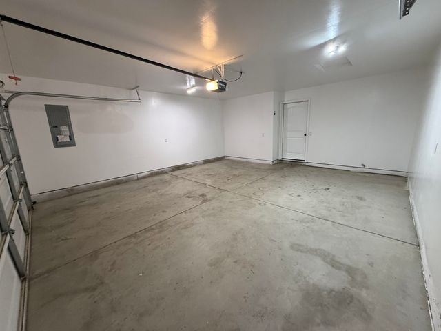 5914 N Vantage Ln, Spokane, WA 99217
