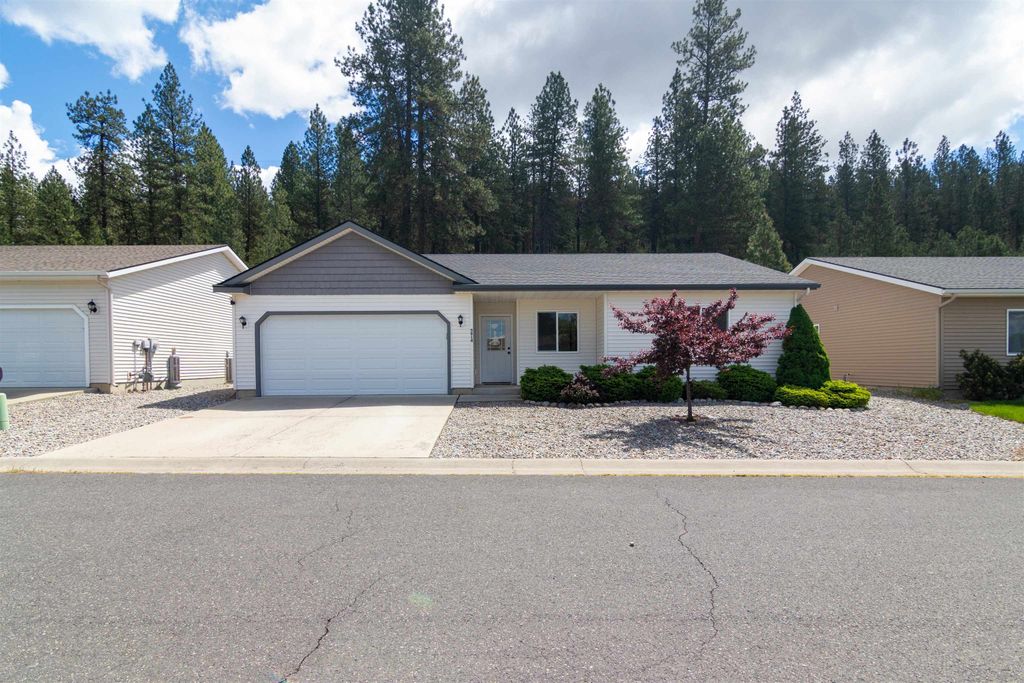 5914 N Vantage Ln, Spokane, WA 99217