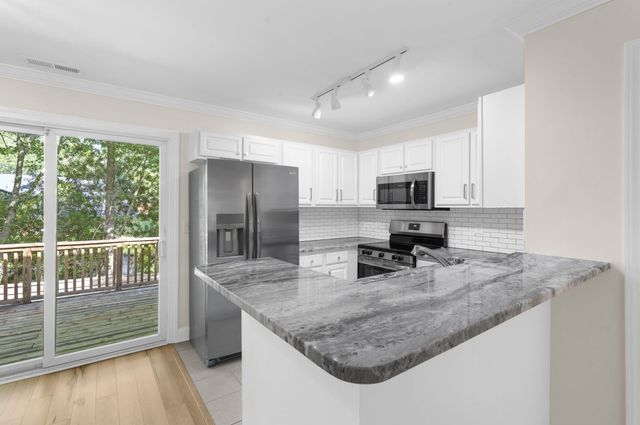 1677 Lauda Drive, Mount Pleasant, SC 29464