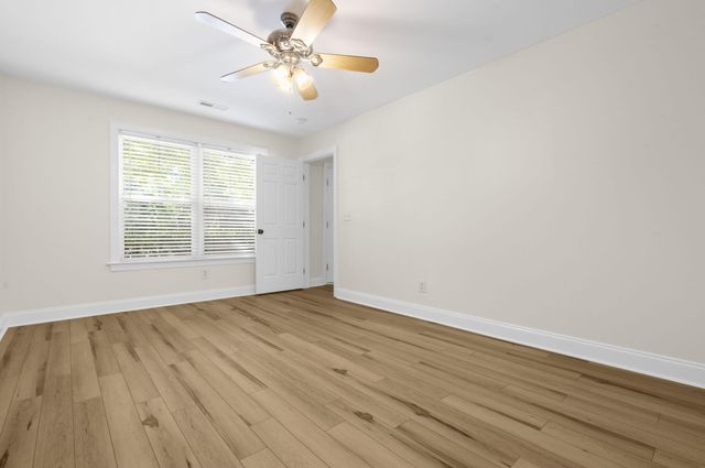 1677 Lauda Drive, Mount Pleasant, SC 29464