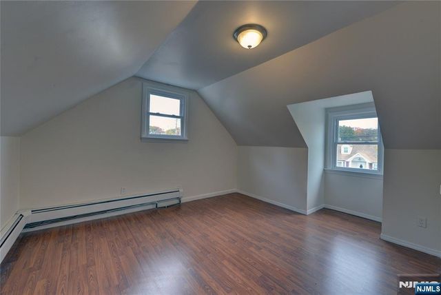 29 Winifred Drive, Totowa, NJ 07512