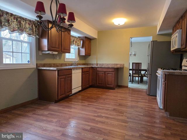 23 MANSFIELD DR, Sewell, NJ 08080