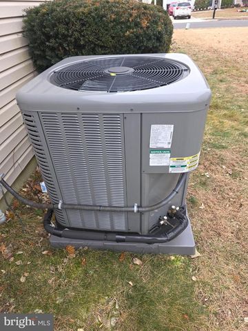 23 MANSFIELD DR, Sewell, NJ 08080