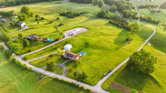 1234 Powell Taylor Road, Lawrenceburg, KY 40342
