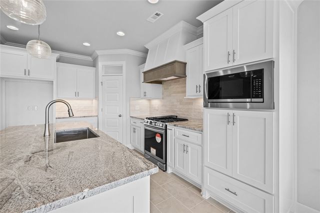 2312 Charles Street, Pea Ridge, AR 72751