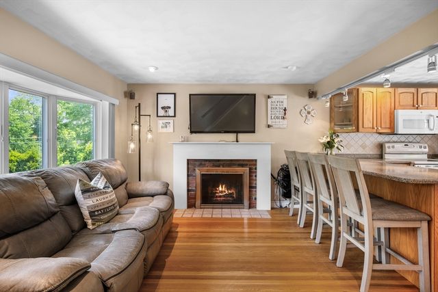 74 Harris Rd, Lynn, MA 01904